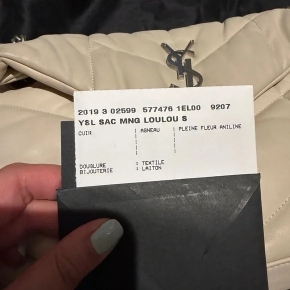 RELISTING FOR ORIGINAL BUYER. Preloved YSL Cream Leather Shoulder Bag FULL SET - Picture 2 of 16